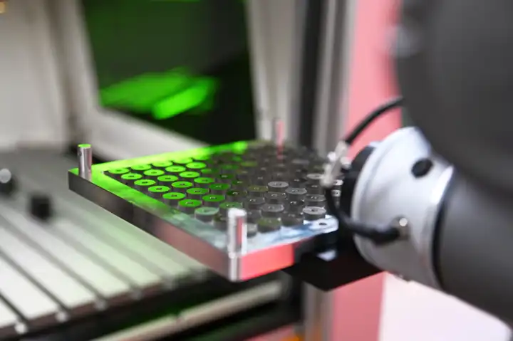 Beschriftung von Rändelrollen und HSS Werkzeugen